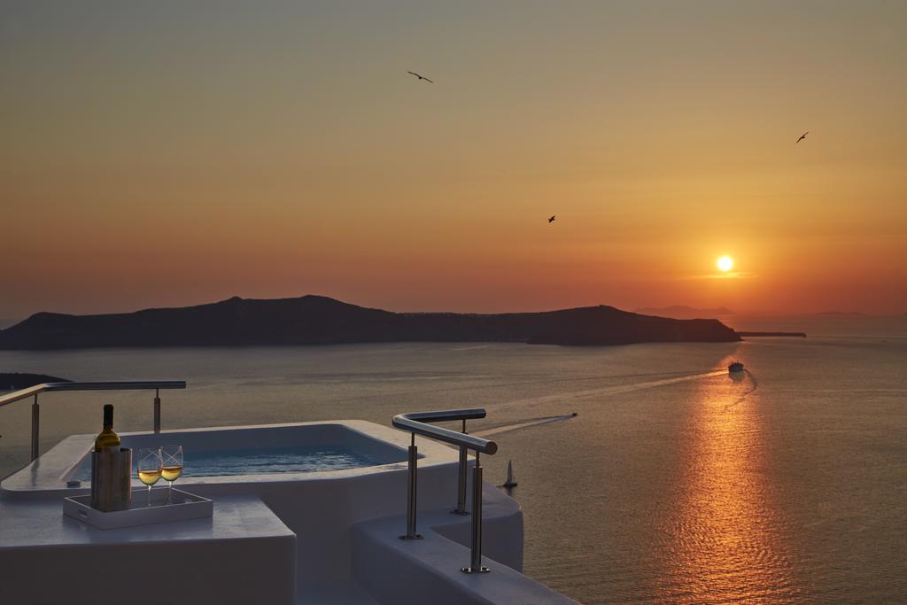 Aroma Suites Fira  Exterior photo