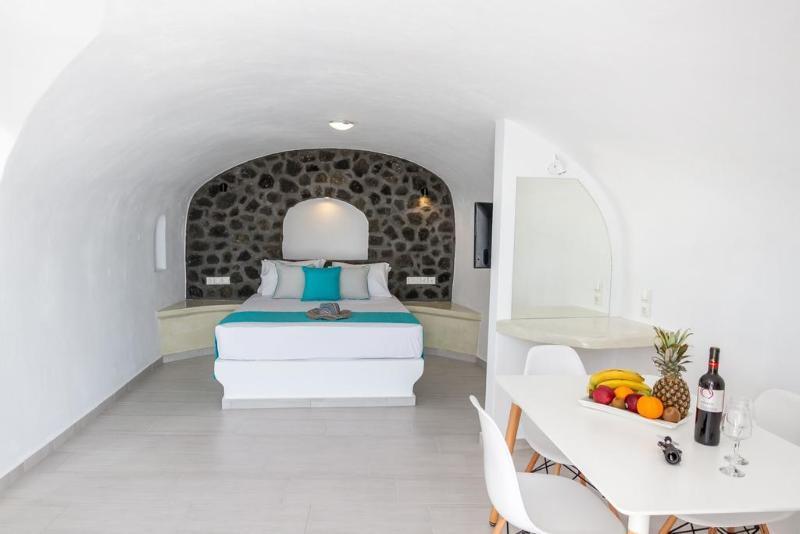Aroma Suites Fira  Exterior photo