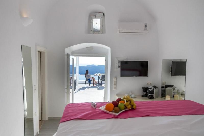 Aroma Suites Fira  Exterior photo