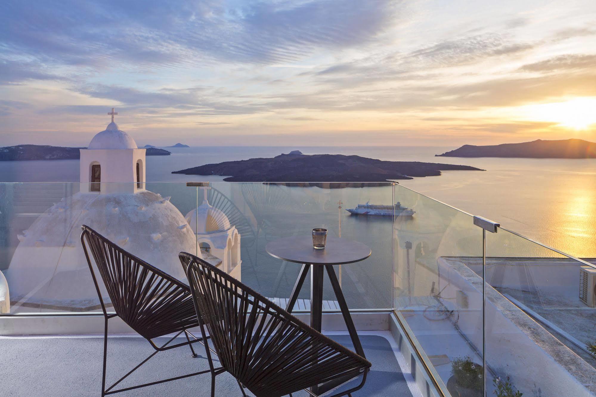 Aroma Suites Fira  Exterior photo